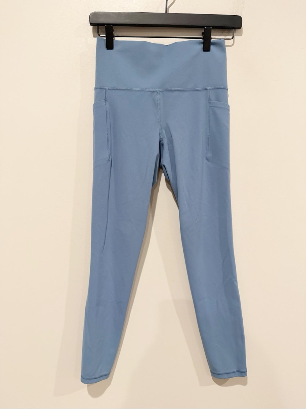 ATHLETA Salutation Stash High Rise 7/8 Legging Blue Size Small Tall